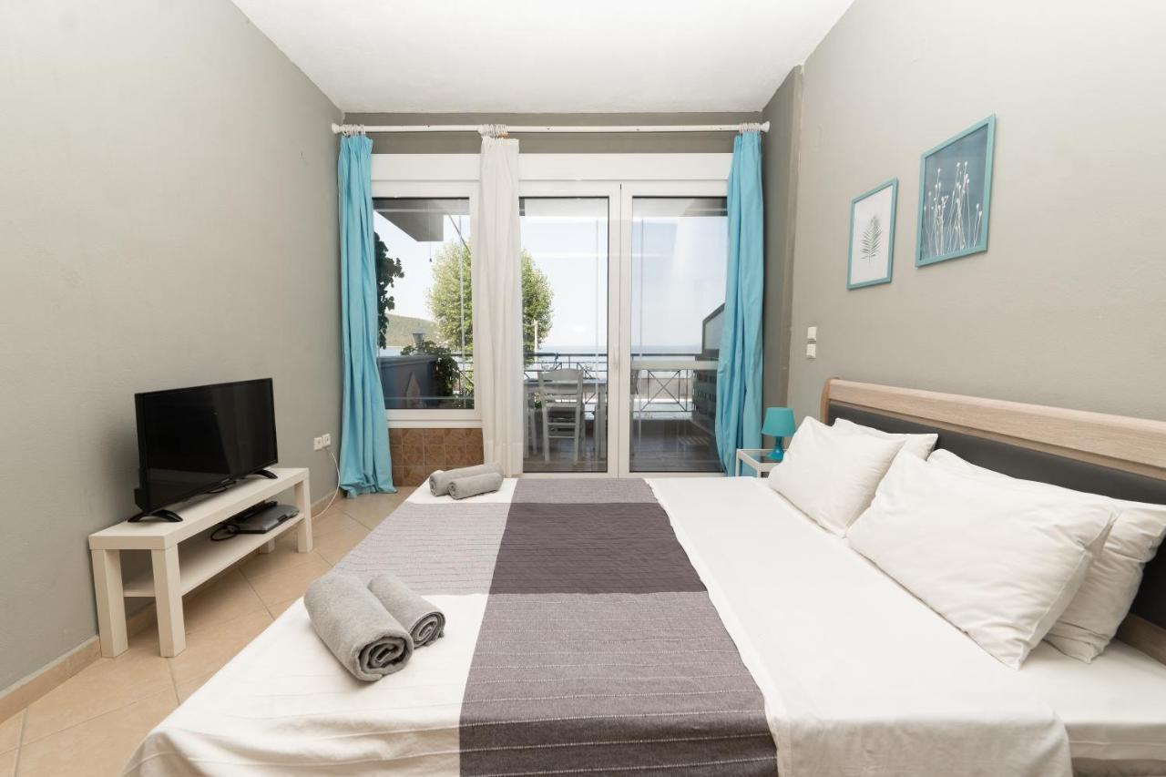 Glykanisos Mini Suites Nea Peramos (Macedonia) Exterior foto