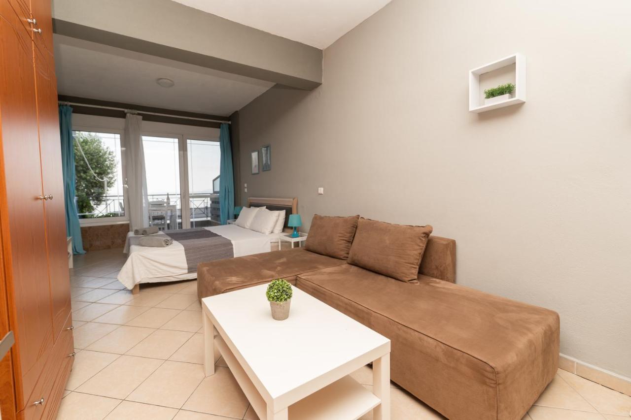 Glykanisos Mini Suites Nea Peramos (Macedonia) Exterior foto